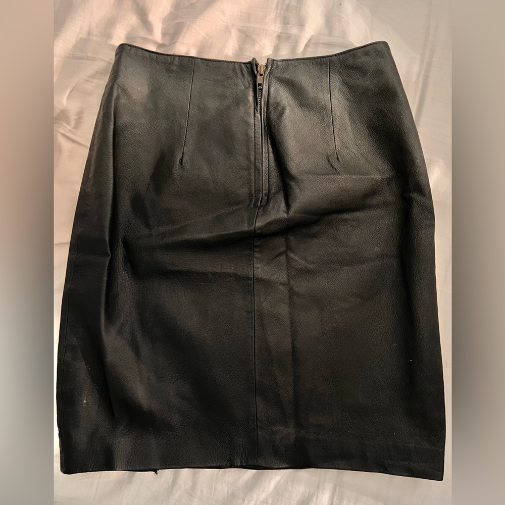 Elegant Black Leather Skirt